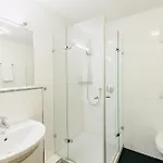 7schwaben - 7 Vollausgestattete Unter Einem Dach Mitten In - Kueche - Bad - Wlan - Waschmaschine - Kostenloses Parken - E-bike-garage Mit Ladestation - Altstadt, Bus, Bahn, E-ladestation Unter 5 Min - Barrierefrei - Rollstuhlgerec * Bad Urach