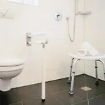 7schwaben - 7 Vollausgestattete Unter Einem Dach Mitten In - Kueche - Bad - Wlan - Waschmaschine - Kostenloses Parken - E-bike-garage Mit Ladestation - Altstadt, Bus, Bahn, E-ladestation Unter 5 Min - Barrierefrei - Rollstuhlgerec Apartman Bad Urach