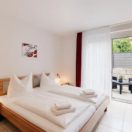 아파트 7schwaben - 7 Vollausgestattete Unter Einem Dach Mitten In - Kueche - Bad - Wlan - Waschmaschine - Kostenloses Parken - E-bike-garage Mit Ladestation - Altstadt, Bus, Bahn, E-ladestation Unter 5 Min - Barrierefrei - Rollstuhlgerec *