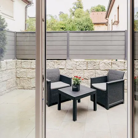 아파트 7schwaben - 7 Vollausgestattete Unter Einem Dach Mitten In - Kueche - Bad - Wlan - Waschmaschine - Kostenloses Parken - E-bike-garage Mit Ladestation - Altstadt, Bus, Bahn, E-ladestation Unter 5 Min - Barrierefrei - Rollstuhlgerec 바트우라하