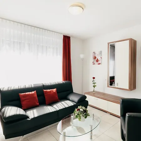 7schwaben - 7 Vollausgestattete Unter Einem Dach Mitten In - Kueche - Bad - Wlan - Waschmaschine - Kostenloses Parken - E-bike-garage Mit Ladestation - Altstadt, Bus, Bahn, E-ladestation Unter 5 Min - Barrierefrei - Rollstuhlgerec 아파트 바트우라하