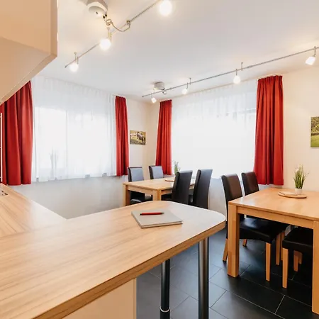 7schwaben - 7 Vollausgestattete Unter Einem Dach Mitten In - Kueche - Bad - Wlan - Waschmaschine - Kostenloses Parken - E-bike-garage Mit Ladestation - Altstadt, Bus, Bahn, E-ladestation Unter 5 Min - Barrierefrei - Rollstuhlgerec *