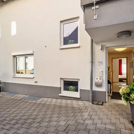 アパート 7schwaben - 7 Vollausgestattete Unter Einem Dach Mitten In - Kueche - Bad - Wlan - Waschmaschine - Kostenloses Parken - E-bike-garage Mit Ladestation - Altstadt, Bus, Bahn, E-ladestation Unter 5 Min - Barrierefrei - Rollstuhlgerec バート・ウーラッハ