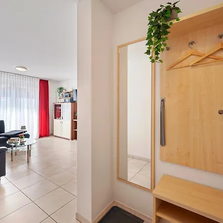 アパート 7schwaben - 7 Vollausgestattete Unter Einem Dach Mitten In - Kueche - Bad - Wlan - Waschmaschine - Kostenloses Parken - E-bike-garage Mit Ladestation - Altstadt, Bus, Bahn, E-ladestation Unter 5 Min - Barrierefrei - Rollstuhlgerec *